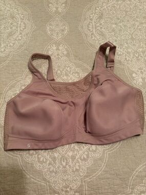 Glamorise Comfort Support Wireless Sports Bra - Nude color